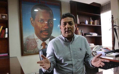 Geovanni Atarihuana, director nacional de Unidad Popular, alertó horas antes del posible inicio del proceso de cancelación del partido político de izquierda.