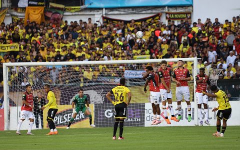 Barcelona SC perdió 2-1 ante Deportivo Cuenca en LigaPro 2026.