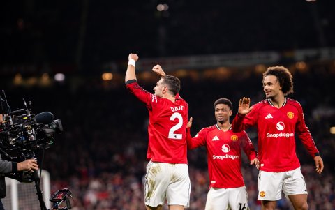 Manchester United es quinto en la tabla de la Premier League.