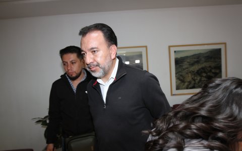 El alcalde de Quito, Pabel Muñoz, es uno de los firmantes de la polémica carta enviada al expresidente Rafael Correa cuestionando la dirección de Luisa González en la Revolución Ciudadana.