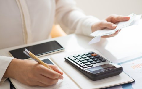 La retención en la fuente funciona como un anticipo del Impuesto a la Renta.