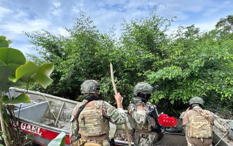 Las Fuerzas Armadas han identificado movimientos vinculados al narcotráfico en ríos que conectan zonas de la frontera norte.