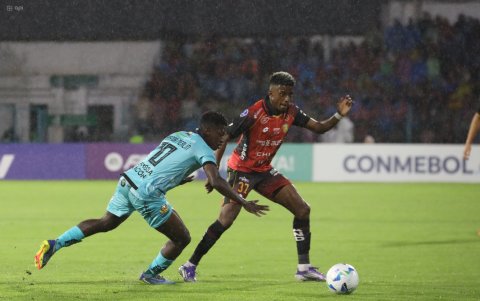 Deportivo Cuenca busca meterse en la pelea por el liderato de LigaPro 2026.