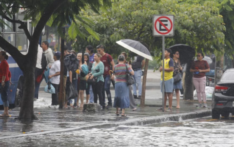 Las lluvias también complican la situación sanitaria.