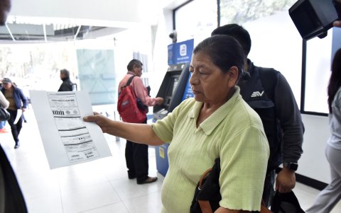 El aumento en la tasa de recolección de basura incluso llegan al 300%, según las alertas de los vecinos.