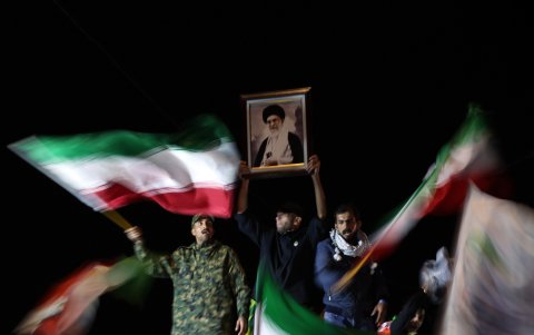 Protestas en paises islámicos a favor del ayatolá.