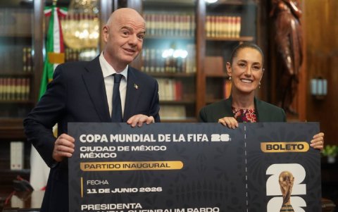 Gianni Infantino, titular de la FIFA, y la presidenta mexicana, Claudia Sheinbaum, confirmaron a México como sede.