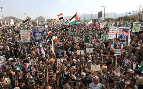 Hutíes se volcaron a las calles.