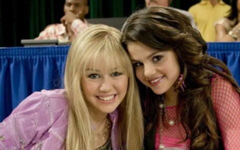 Miley Cyrus y Selena Gómez en Hannah Montana