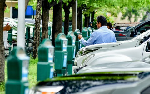 Para los fanáticos, Kathryn Hahn fue la elección perfecta para el personaje aun sobre nombres como Scarlett Johansson.