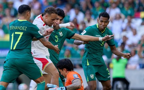 El partido entre Surinam y Bolivia fue disputado en el Monterrey.