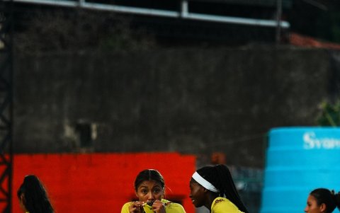 Evelyn Burgos (5), la mundialista récord Guinness, lidera a una Tri que quiere hacer historia en Paraguay.