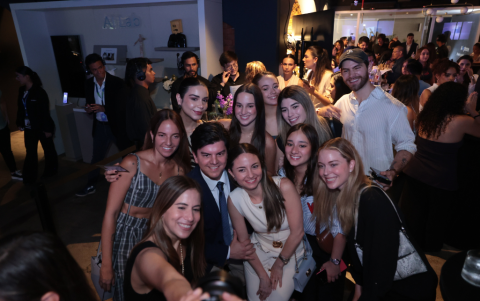 Además de los directivos, estuvieron presentes clientes, influcencers e invitados especiales.