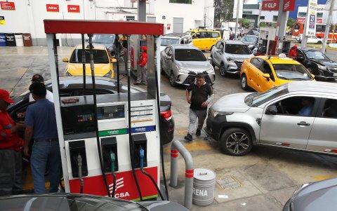 Uniformados de las Fuerzas Armadas también participarán en el toque de queda.