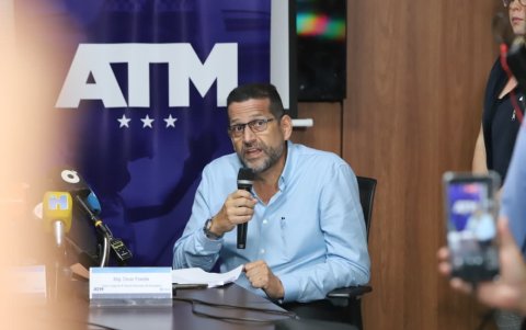 Figura. Fernando Navas en una rueda de prensa.