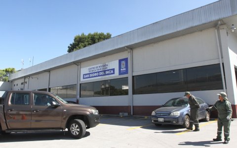 La revisión vehicular se mantiene suspendida en Quito por la intervención en la ANT.