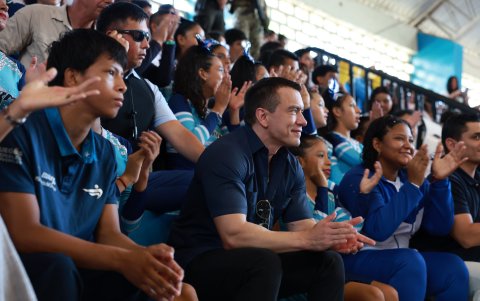 El mandatario Daniel Noboa anunció el aumento del presupuesto deportivo durante un encuentro con jóvenes y dirigentes del sector en Guayaquil.