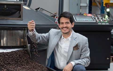 Jonathan viene de una historia familiar ligada al café por generaciones.