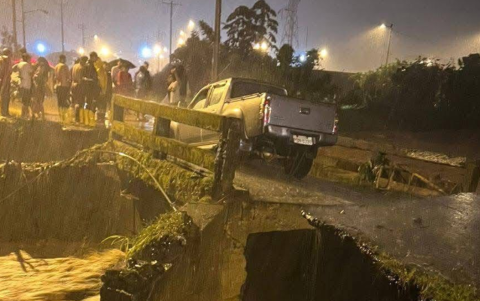 Intensas lluvias han generado daños en las vías.