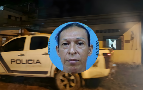 Gisella Estefanía Granda Ochoa, de 46 años, era conocida en su barrio en Pasaje y trabajaba en un gabinete del cantón.