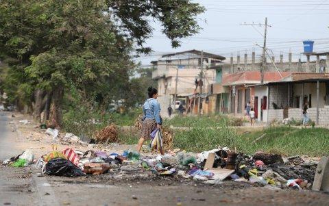 En diversas zonas de Durán se evidencia acumulación de basura.