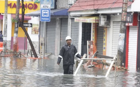 En Guayaquil, las lluvias y tormentas eléctricas podrían presentarse hacia el final de la jornada, según el pronóstico meteorológico.