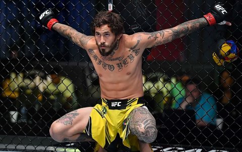 El ecuatoriano no pelea desde octubre del 2025.