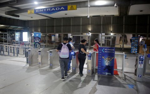 El servicio es más aprovechado por estudiantes de jornada nocturna.