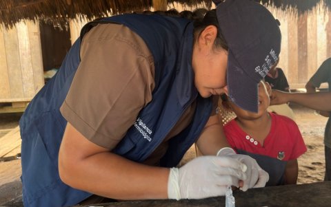 Tras días de análisis a la población y al entorno, en Taisha se determinó qué bacteria fue la que causó la muerte a los niños.
