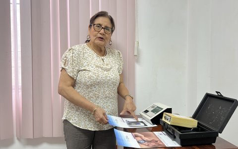 Isabel Franco Romero creó la Fundación Ecuatoriana de Fibrosis Quística hace 33 años; afirma que la organización requiere reemplazar equipos y adquirir otras tecnologías.