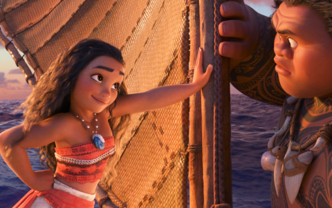 Mona cuenta la historia de una adolescente audaz que se embarca en una misión arriesgada para salvar a su pueblo.