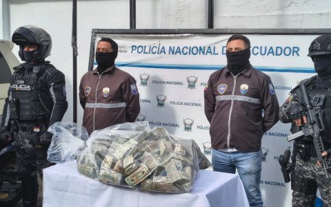 Un millón de dólares se encontró en la caja fuerte del edificio en la av. 12 de Octubre.