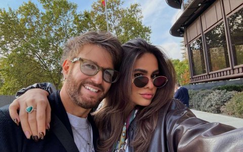 Con su novio, Áxel.