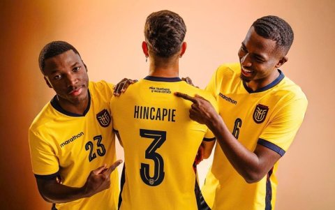 Caicedo, Hincapíe y Pacho figuras de Ecuador.