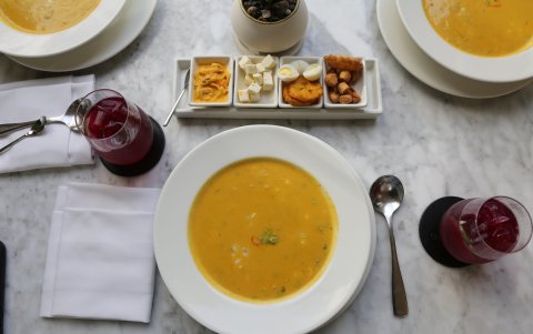 En Casa Gangotena, la fanesca se convierte en una experiencia gourmet en el Centro Histórico de Quito.