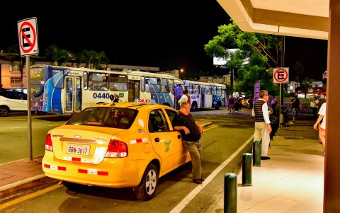 Algunos conductores se ven obligados a hacer base cerca de puntos considerados 