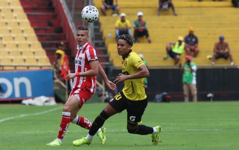 Johan García, volante de 18 años del Barcelona SC.