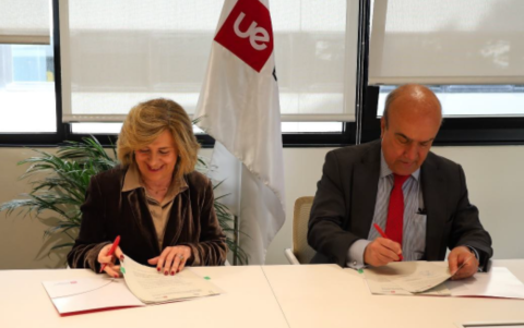 Según ecuavisa la novela está compuesta por 120 capítulos con 5400 escenas en total.