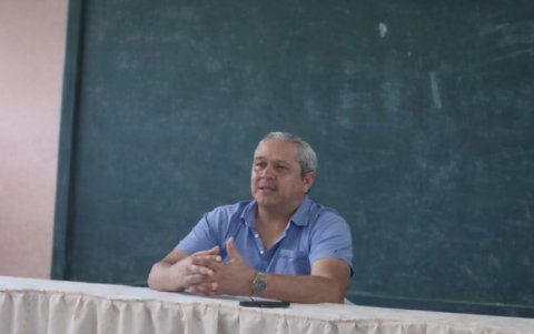 Jorge Luis Moncayo explica su designación judicial y defiende su misión de representar a los asegurados del IESS.