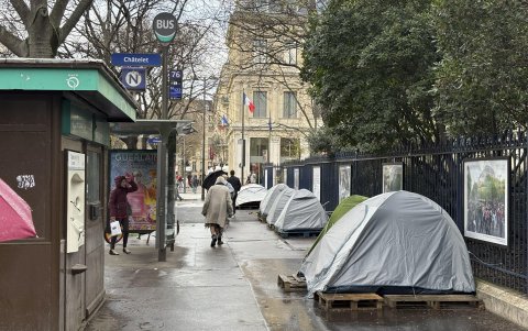 La duración total del viaje es de aproximadamente diez días.
