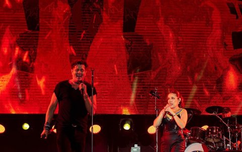 La artista logró cantar junto a Carlos Vives durante un concierto en Cuenca.