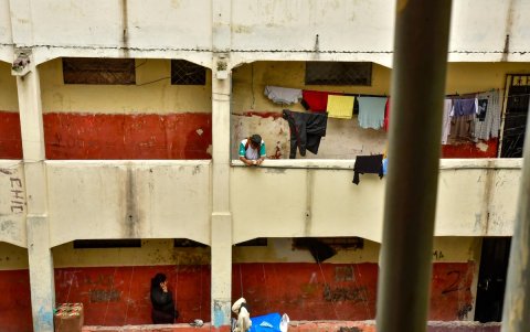 Los pasillos interiores de las Casas Colectivas.