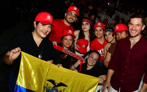 El público lo recibió con los brazos abiertos