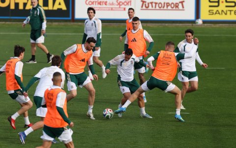 La selección de Italia visita a Bosnia y Herzegovina.