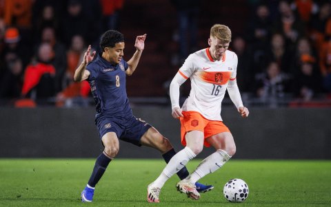 Anthony Valencia, extremo de la selección ecuatoriana, debutó en la tricolor.