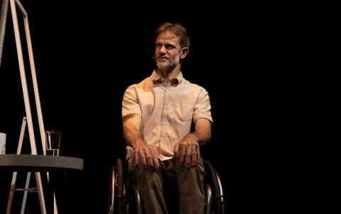 Recientemente participó junto a Karla Sarmiento en Frente al espejo, un espacio íntimo que le permitió compartir su vida y sus retos con los asistentes.