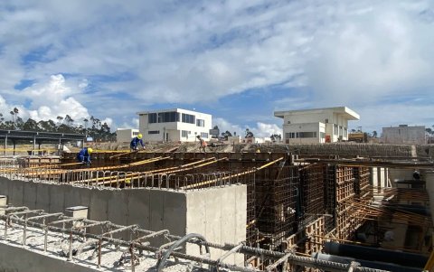 La Planta de Agua Calderón avanza al 80% y abastecerá a cerca de 500.000 habitantes.