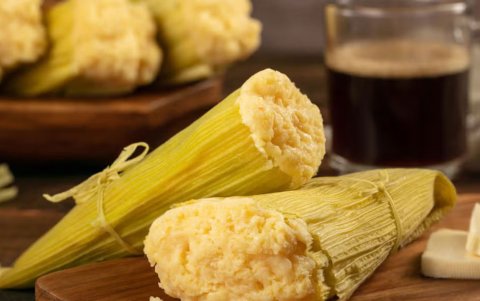 Las tradicionales humitas de choclo.