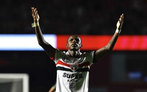 Robert Arboleda es inamovible en la zaga del Sao Paulo.