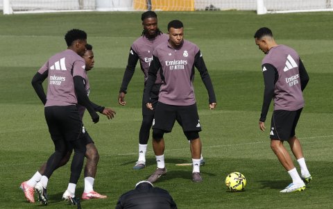 Kylian Mbappé liderará el ataque de Real Madrid.